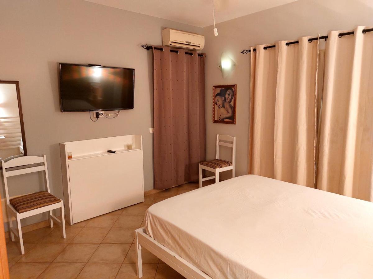 Apartamento Antunes Santa Maria Bagian luar foto